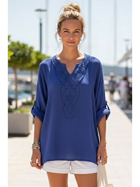 Chiccy Saks Mavisi Dantel Yaka Düğmeli 3/4 Kol Yıkamalı Casual Müslin Salaş Dokuma Bluz 74 65