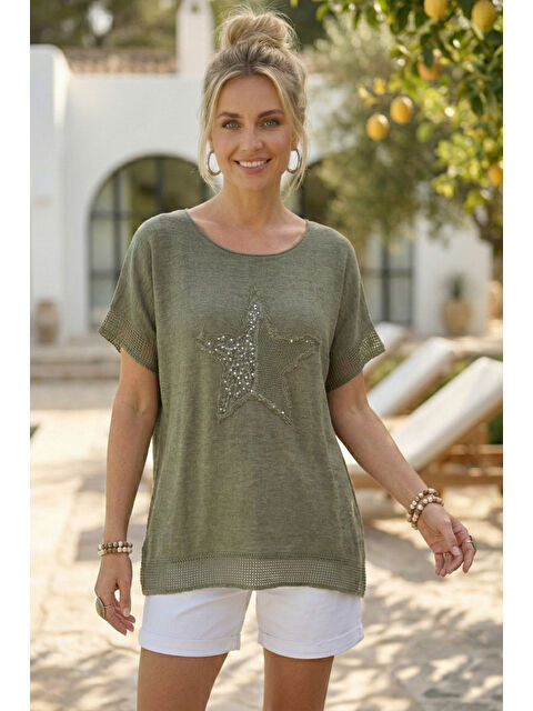 Chiccy Yeşil Yuvarlak Yaka Düşük Kol Etek Ve Kol Ucu File Detaylı Yıldız Aplikeli Casual Dokuma Bluz 65 60