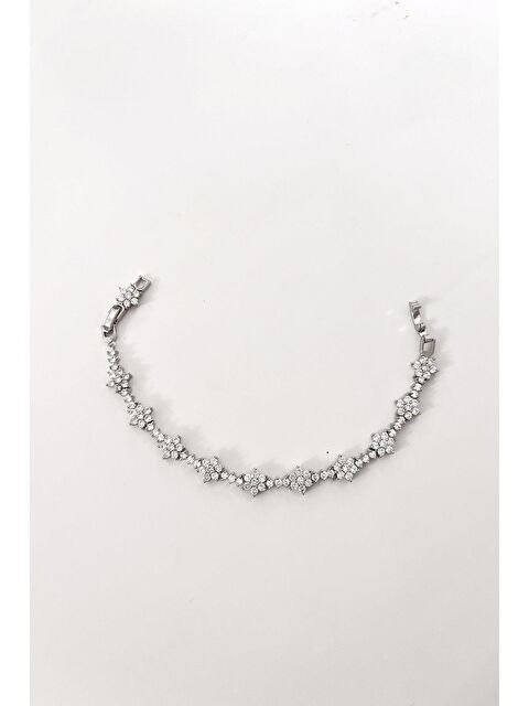 New Obsessions Zirkon Taşlı Çiçek Detaylı Gümüş VIP Suyolu Bileklik - S000431617-18105