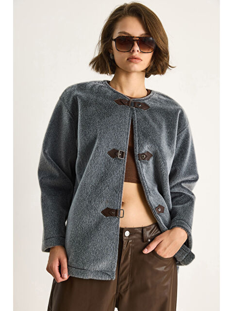 SHADE Kadın Deri Toka Detaylı Astarlı Yün Dokulu Kısa Kaban - S000442419-33408