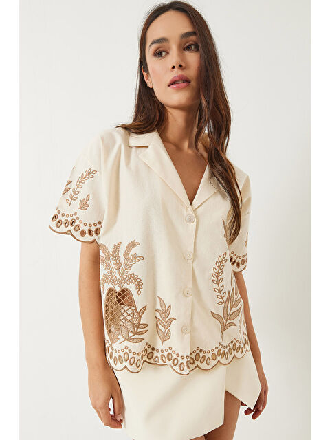 SHADE Kadın Ceket Yaka Ajurlu Kısa Kollu Nakışlı Keten Gömlek - S000376799-37208