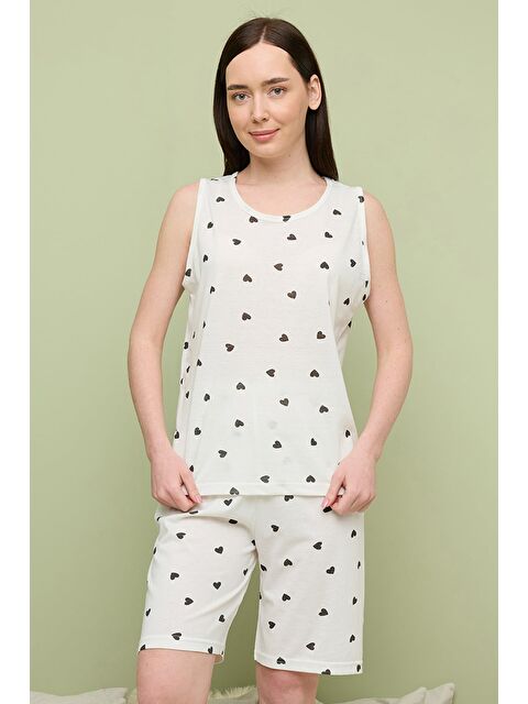 Fullamoda Kelebek Desenli Büyük Beden Kolsuz Kapri Pijama Takımı