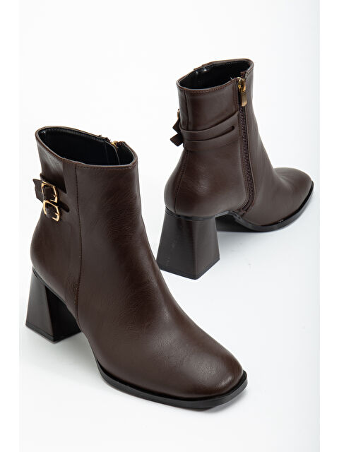 TONNY BLACK Kadın Kahve Cilt TPU Taban Çift Tokalı Sivri Burunlu Fermuarlı Topuklu Bot - S000493892-19413