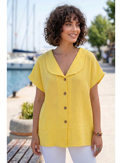 Chiccy Sarı Bebe Yaka Düşük Kol Düğmeli Casual Müslin Oversize Dokuma Bluz 70 65