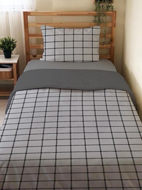 Evmila Çift Taraflı Kareli Desenli Çarşafsız Takım Tek Kişilik Nevresim Takımı 160x220 Cm - S000123824-23173