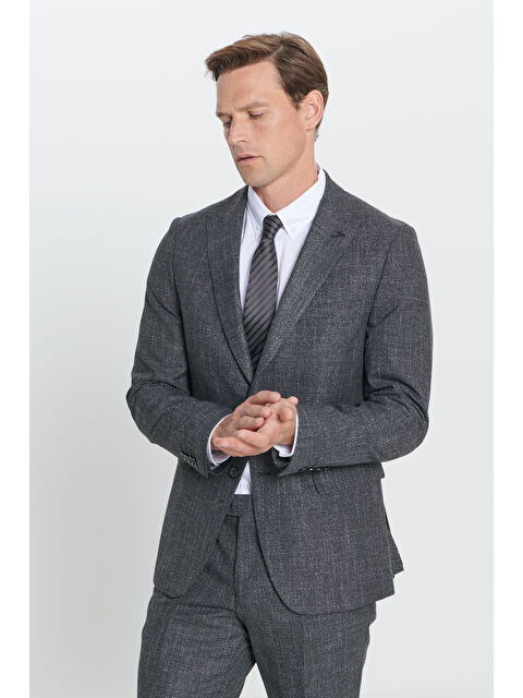 Altınyıldız Classics Erkek Antrasit Slim Fit Dar Kesim Kırlangıç Yaka Desenli Çift Pantolonlu Takım Elbise