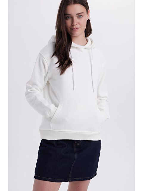 TUDORS Kadın Relax Fit Rahat Kesim Pamuklu Kapüşonlu Kanguru Cepli Ekru Sweatshirt - S000523386-19965