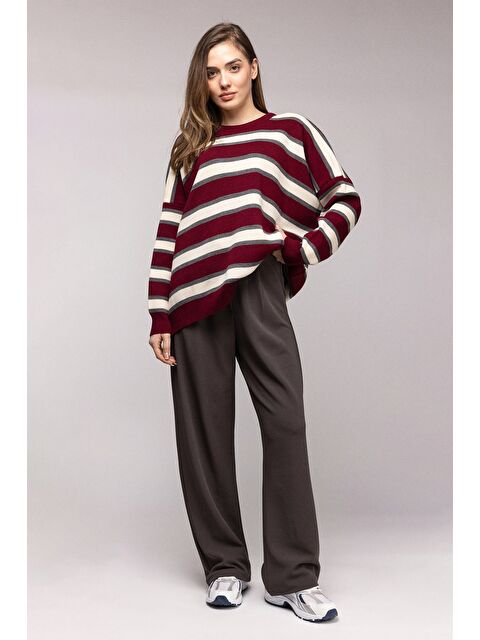 Saade Bordo Çizgili Oversize Bisiklet Yaka Triko Kazak - Düşük Omuz - S000506763-19951