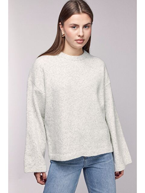 Saade Taş Bisiklet Yaka Oversize Dokulu Triko Kazak - Geniş Kol Detay - S000506765-25636