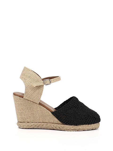 GÖNDERİ(R) Kadın SİYAH Hasır Örgü Dolgu Topuklu Sandalet