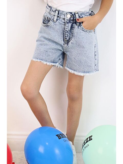 Breeze Kız Çocuk Şort Jean Cepli Paçası Püskül Detaylı Açık Mavi (5-9 Yaş) - S000491437-17437