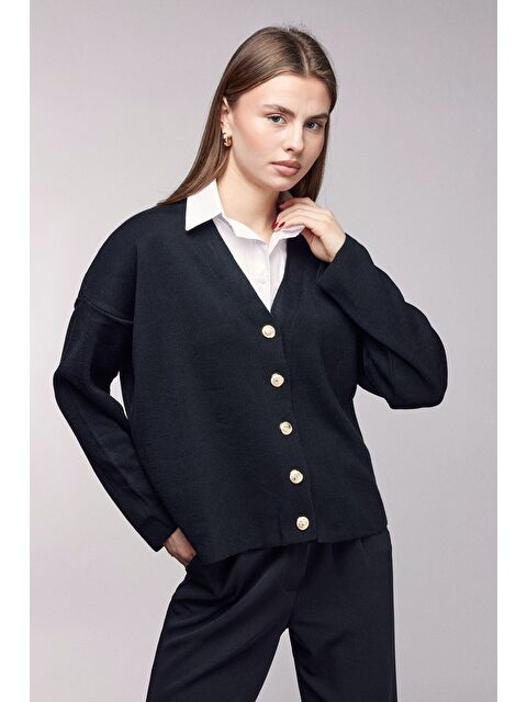 Saade Siyah Gömlek Görünümlü Oversize Triko Hırka - S000506766-19351