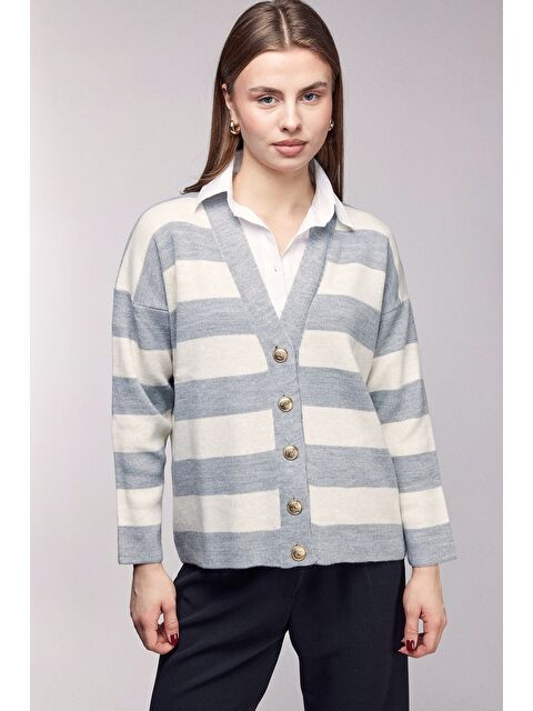 Saade Gri Çizgili Gömlek Görünümlü Oversize Triko Hırka - S000506768-20063