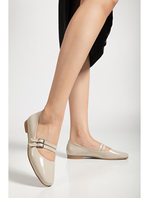 TONNY BLACK Kadın Bej Oval Burunlu Çift Tokalı Babet - S000493898-19928