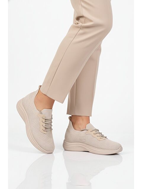 Ayakmod Bej Anorak Hafif Hava Alabilen Kadın Casual Ayakkabı 332171 Z