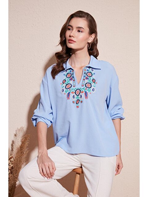 Lela Pamuklu Regular Fit Nakış İşlemeli Bluz 611Bz0181 - S000145616-17234
