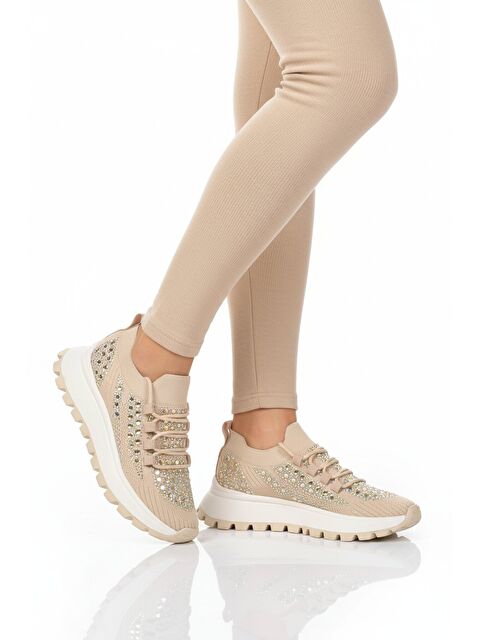 Ayakmod Bej Fileli Hafif Taş İşlemeli Kadın Casual Ayakkabı 451161 Z