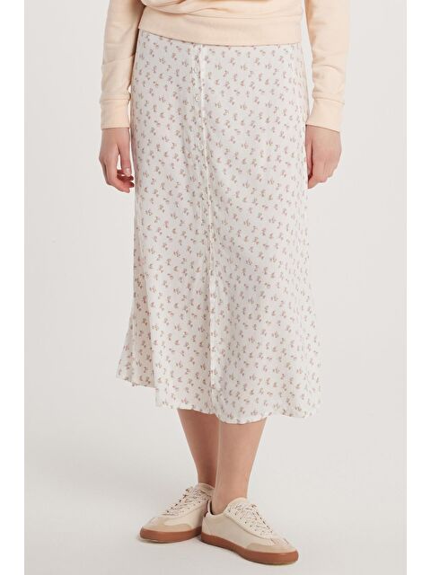 TUDORS Kadın Standart Fit Düğmeli Viskon Lastikli Baskılı Midi Boy Etek - S000521700-23173