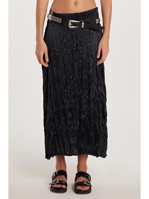 TUDORS Kadın Regular Fit Desenli Saten Siyah Etek - S000521707-19351