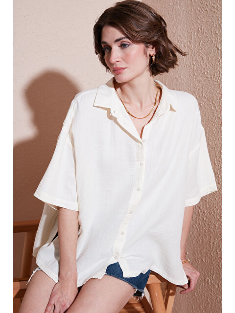 Lela Pamuklu Regular Fit Yırtmaçlı Kısa Kollu Gömlek Cf25S166965 - S000346508-19965