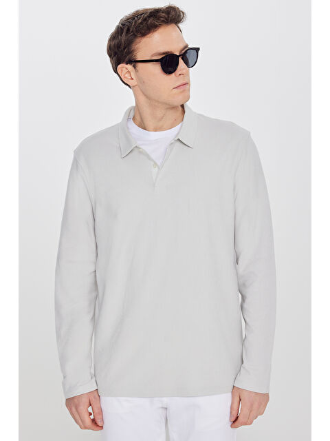 AC&Co / Altınyıldız Classics Erkek Gri %100 Pamuk Slim Fit Dar Kesim Polo Yaka Jakarlı Triko Tişört