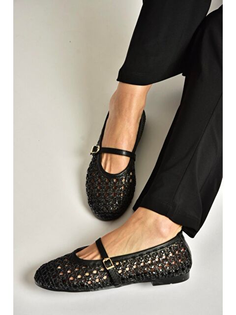 Fox Shoes Siyah Kadın Babet Y267272709 - S000518155-19351