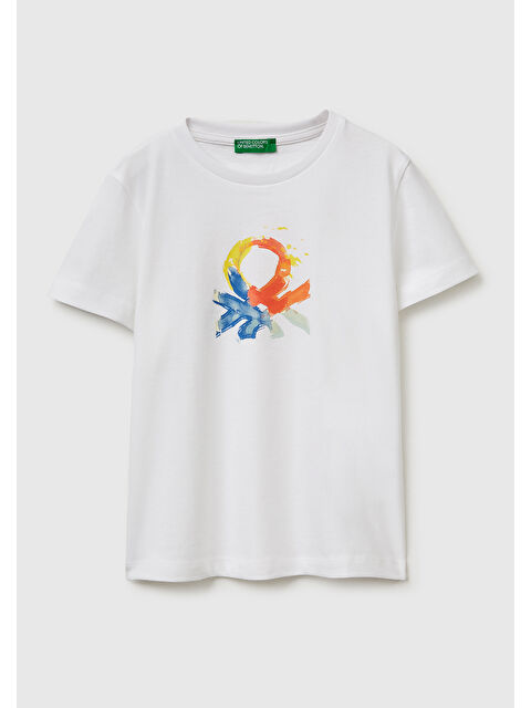 United Colors Of Benetton Erkek Çocuk Beyaz Önü Logo Baskılı Yuvarlak Yaka T-Shirt