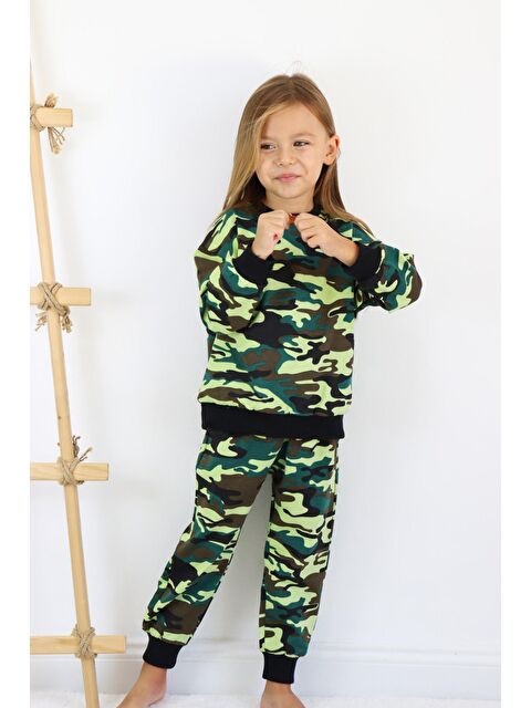 Harika Kids Kız-Erkek (Unisex) Çocuk İki İplik Kumaş Orta Kalınlıkta Nakışlı Örme Basic Eşofman Takımı - S000147641-18194