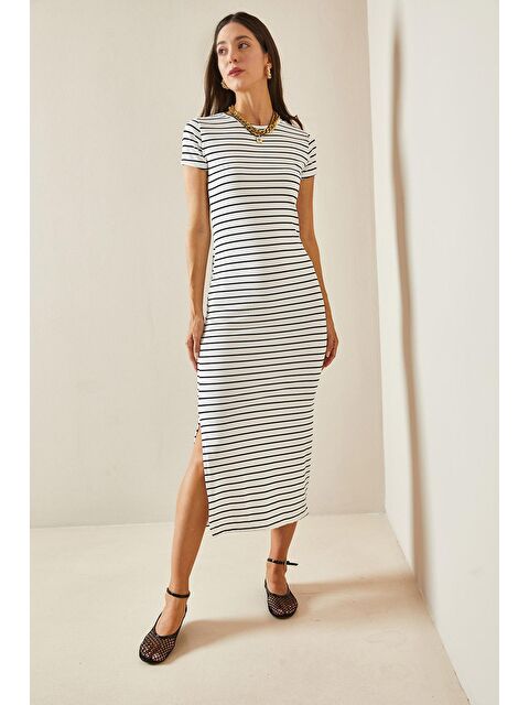 Xhan Beyaz Bisiklet Yaka Çizgili Midi Elbise 5YXK6-48676-01 - S000229738-20063