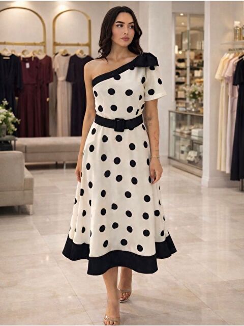 Jane's Kadın Omuz Dekolteli Fiyonk Ve Puantiye Detay Maxi Boy Elbise - S000529117-20063