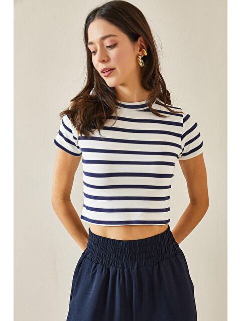 Xhan Lacivert Bisiklet Yaka Çizgili Crop Tişört 5YXK1-48698-14 - S000219948-21164