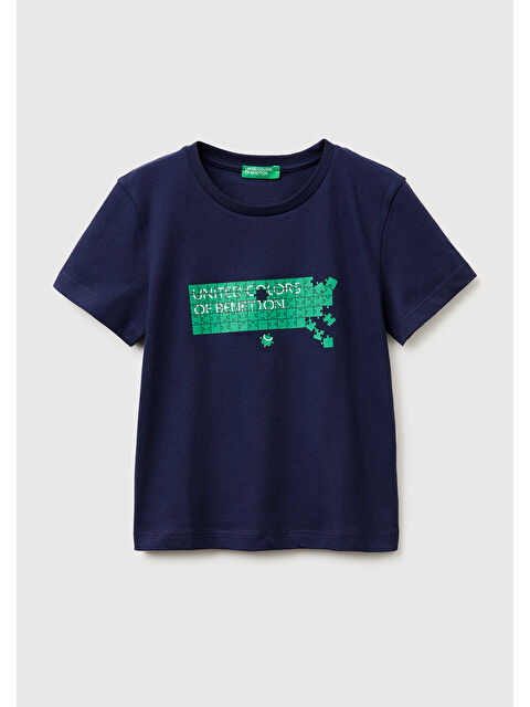United Colors Of Benetton Erkek Çocuk Lacivert Önü Logo Baskılı Yuvarlak Yaka T-Shirt