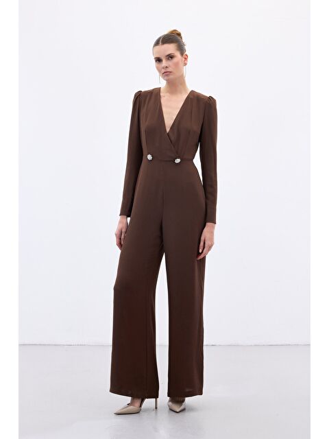 SATEEN Kruvaze Süs Taşlı Krep Tulum - Kahve - S000324363-19413