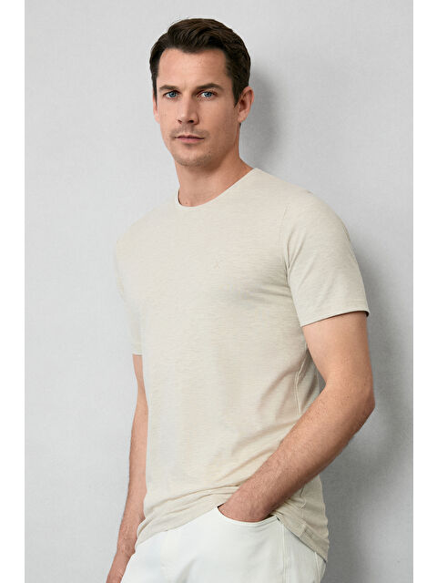 Kiğılı Bisiklet Yaka Slim Fit Dar Kesim Süprem Pamuklu Basic Tişört