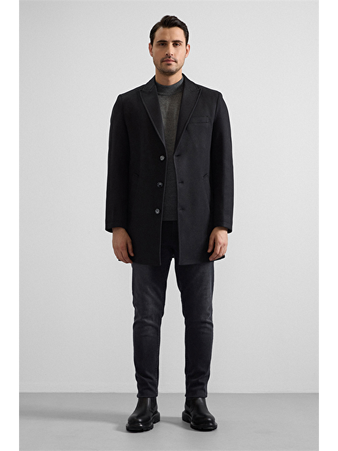 Süvari Siyah Slim Sivri Yaka Düz Yan Cepli Kaban