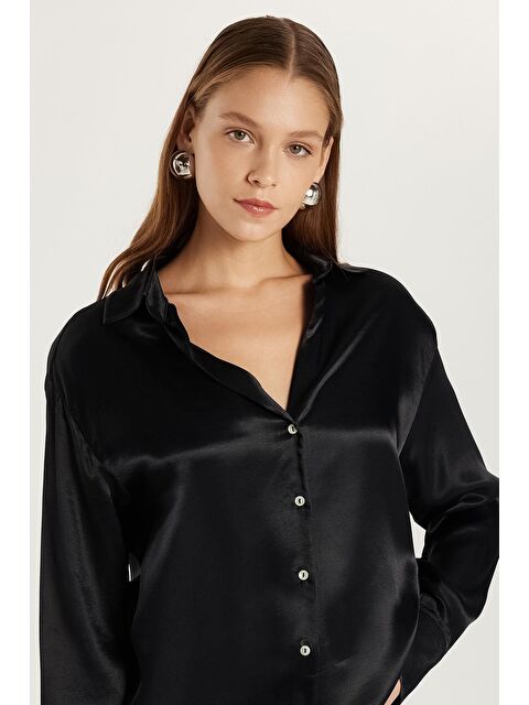 TUDORS Kadın Slim Fit Dar Kesim Uzun Kollu Saten Siyah Gömlek - S000521736-19351