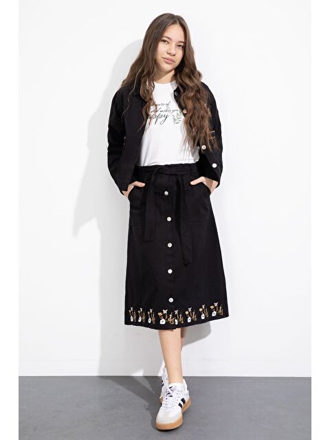 Cansın Mini Siyah Nakış Detaylı Jean Ceketli Kuşaklı Etekli Kız Çocuk 3lü Takım 23501 - S000495574-19351