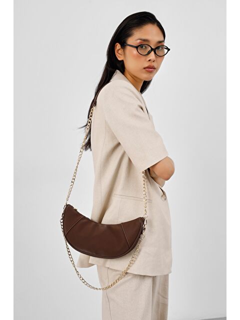 Shulebags Mode Zincirli Ay Çapraz Çanta Kahve
