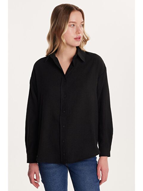 TUDORS Kadın Slim Fit Dar Kesim Uzun Kollu Klasik Yaka Siyah Gömlek - S000521750-19351