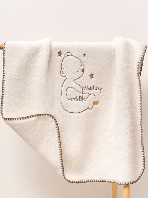Mahfel Ekru Welsoft Çift Katlı Oturan Ayı Nakışlı Bebek Battaniyesi - S000511384-19965