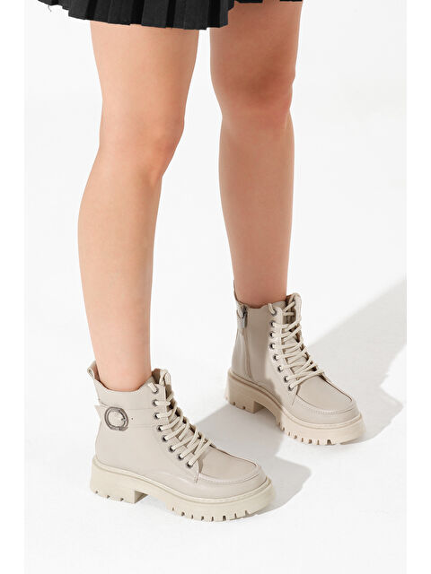 TONNY BLACK Kadın Bej Kalın Termo Taban Yuvarlak Tokalı Bağcıklı ve Fermuarlı Bot - S000493916-19928