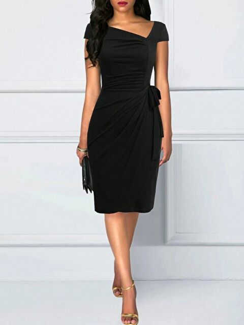 Jane's Kadın Kısa Kollu V Asimetrik Yaka Kesimli Yandan Bağlamalı Mini Janjan Krep Elbise