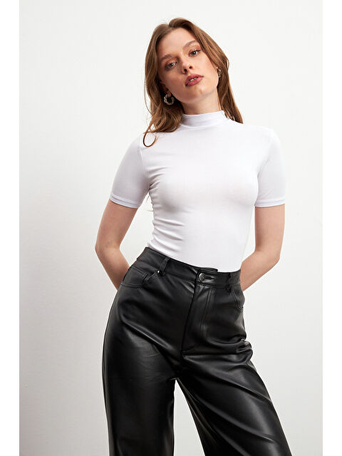 Bipantolon Kadın Beyaz Kısa Kol Bluz - S000518180-20063