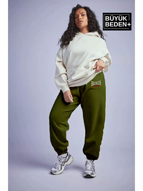 Süperlife Kadın Büyük Beden Paça Lastikli Buyuk Brooklyn Baskılı İnce Eşofman Altı SPR24BEAK49 - S000351745-18547