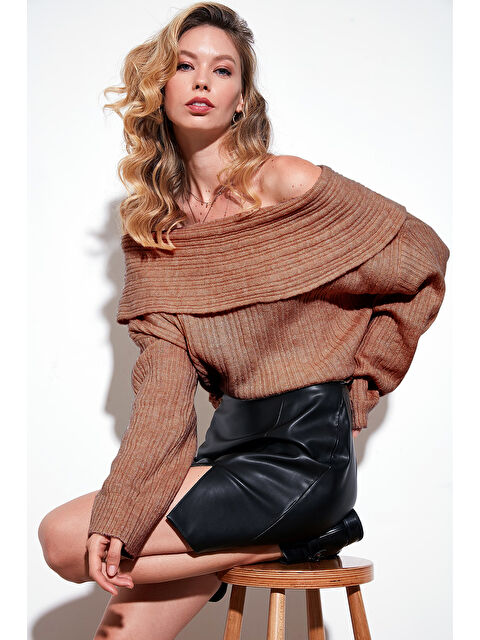 Lela Standart Fit Madonna Yaka Triko Kadın Kazak 4615216 - S000290949-37259