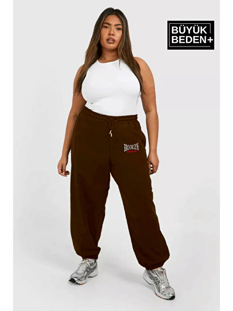 Süperlife Kadın Büyük Beden Paça Lastikli Buyuk Brooklyn Baskılı İnce Eşofman Altı SPR24BEAK49 - S000351745-19413