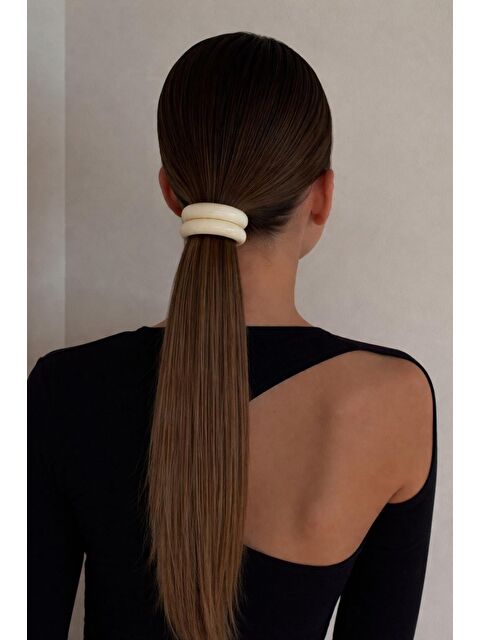 Katia And Bony Oval Kemik Aksesuarlı Lastik Toka Ekru