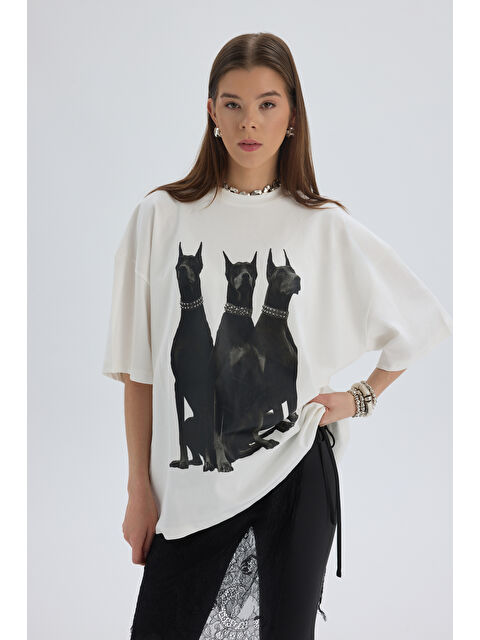 Mai Collection Doberman Pinscher Beyaz Oversize T-Shirt