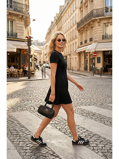 Lela Regular Fit Bisiklet Yaka Pileli Kadın Mini Elbise 5866342 - S000515704-19351