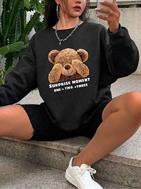 Trendseninle Kadın Siyah Surprise Moment Baskılı Oversize Bisiklet Yaka Sweatshirt - S000487592-19351